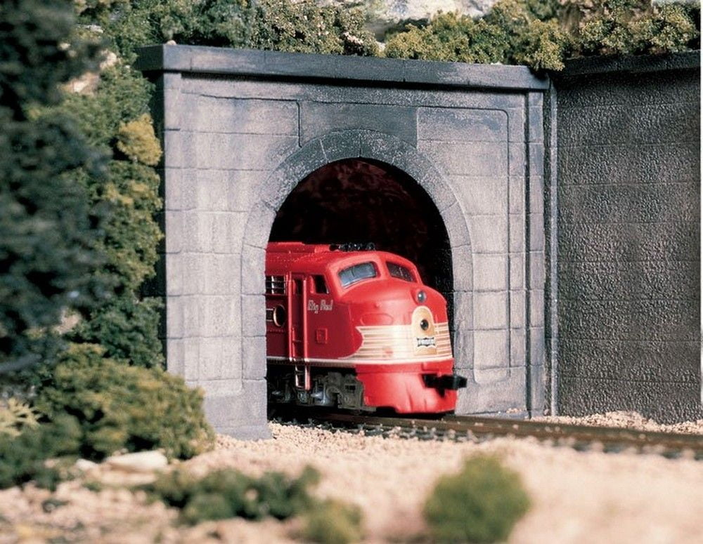 HO Concrete Single Tunnel Portal