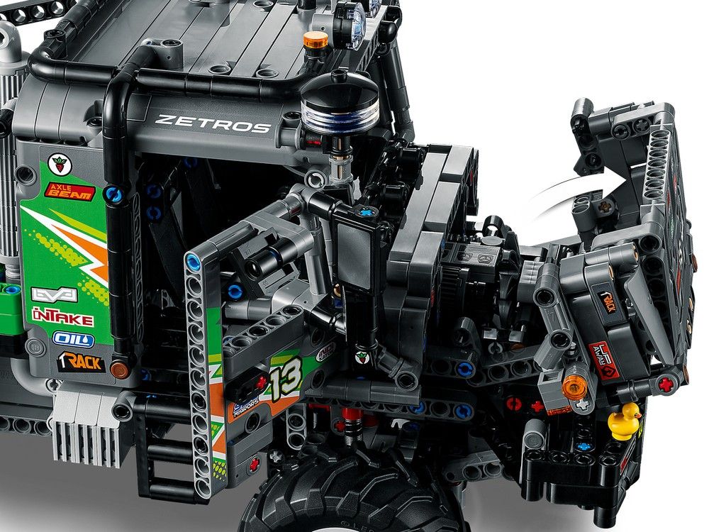 4x4 Mercedes Benz Zetros Trial Truck LEGO Technic 42129 LEGO 42129 Wayland Games