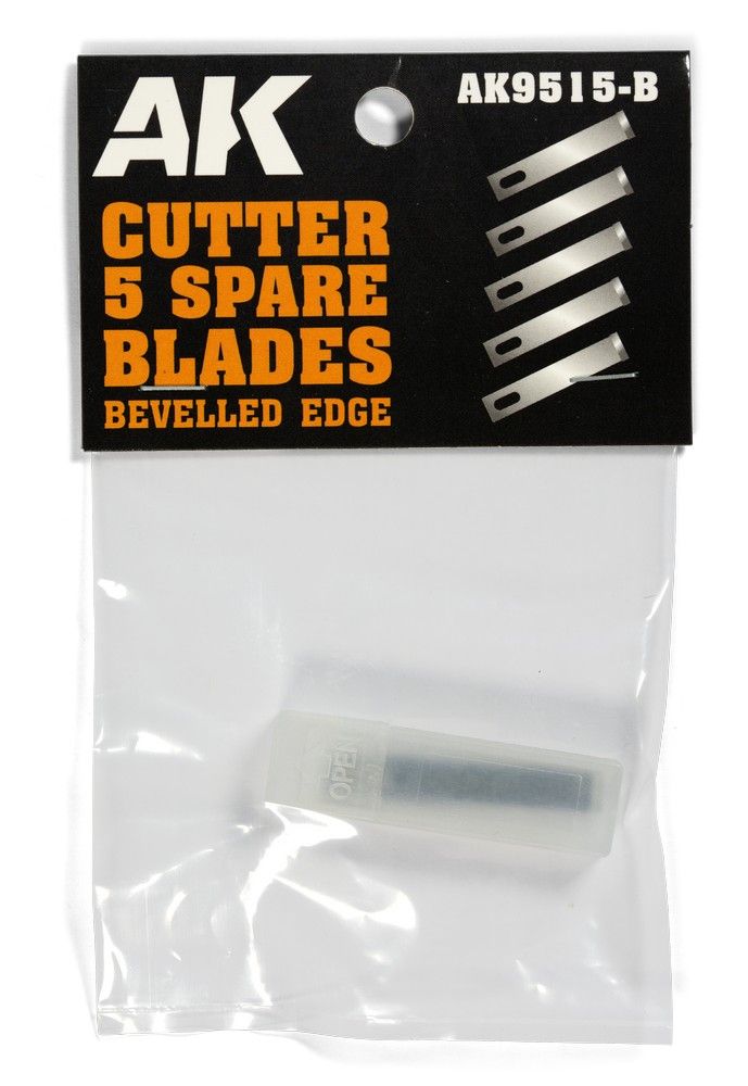 AK Interactive Bevelled Edge Replacement Blades