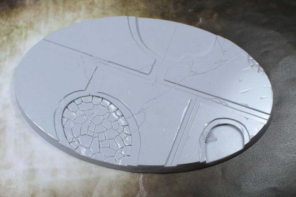 Beveled Edge: Knight 168x106mm Alien Temple