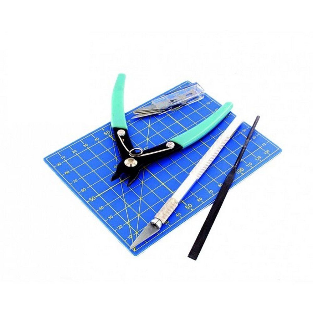 Vallejo Plastic Modelling Tool Set (9 pieces)